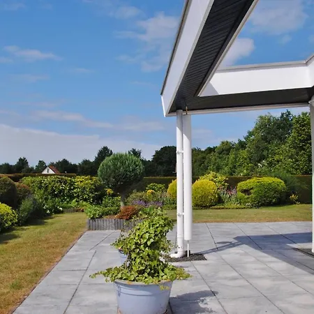 Dijkstelweg 59 B3 - De Slangenden - Ouddorp, Nice Spacious Bungalow Near The Beach Holiday home *