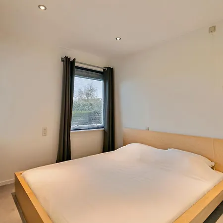Dijkstelweg 59 B3 - De Slangenden - Ouddorp, Nice Spacious Bungalow Near The Beach Ouddorp