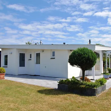 Dijkstelweg 59 B3 - De Slangenden - Ouddorp, Nice Spacious Bungalow Near The Beach