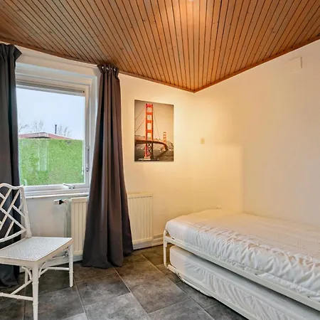 Dijkstelweg 59 B3 - De Slangenden - Ouddorp, Nice Spacious Bungalow Near The Beach * Ouddorp